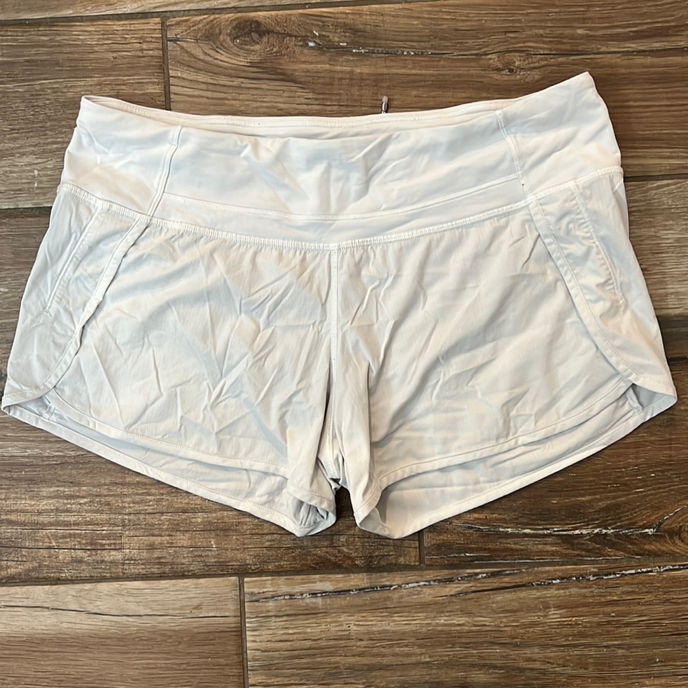 Lululemon white shorts speed up - old style